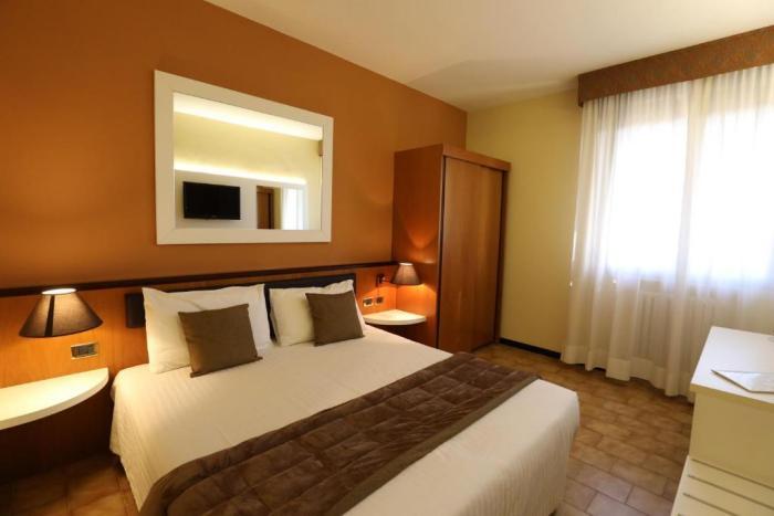Rhi Porta Bologna Hotel Pieve di Cento Szoba fotó